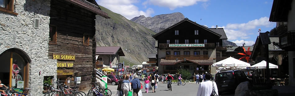 The pedestrian zone of Livigno